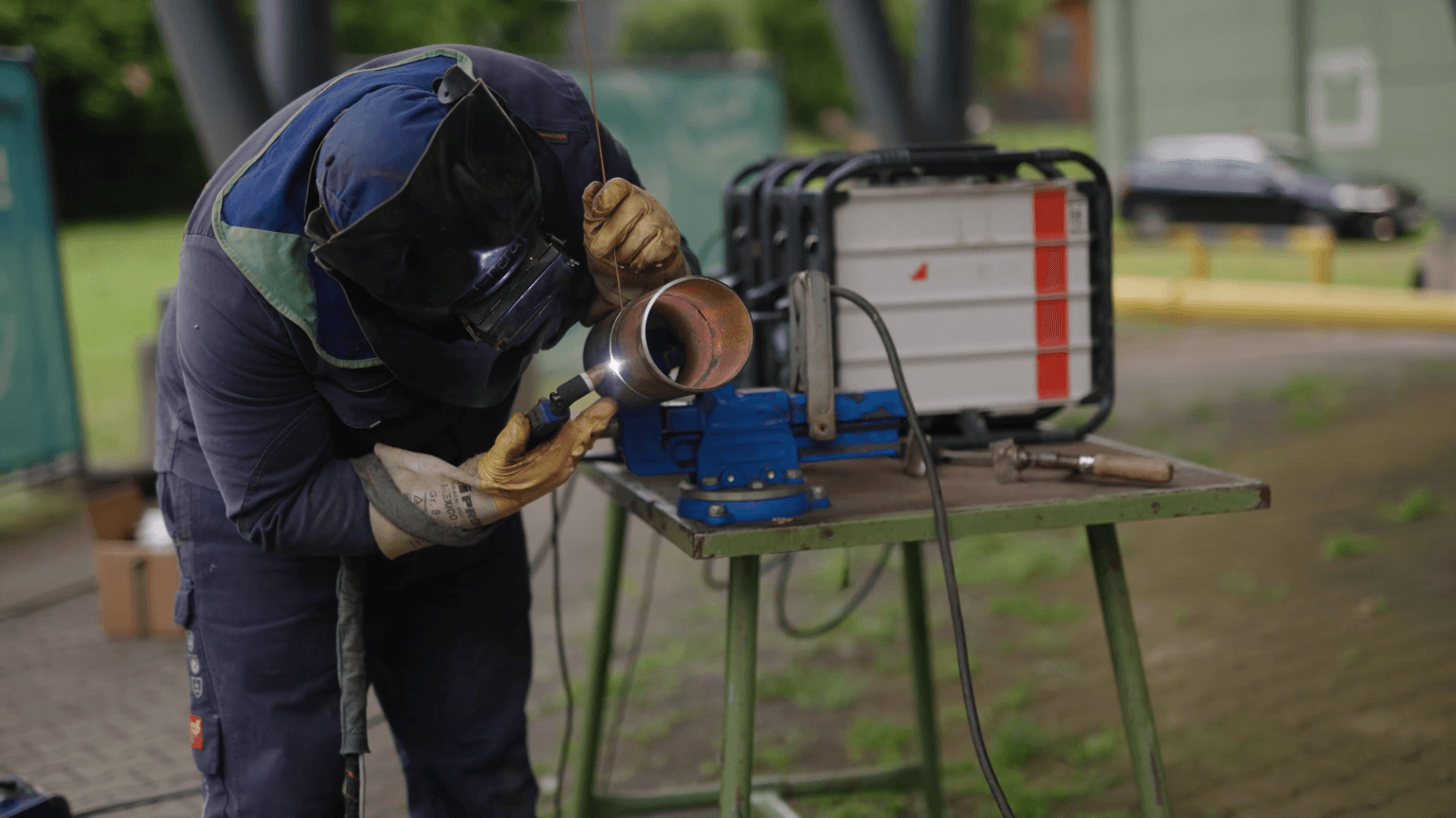 Artur Weiler Welding Right